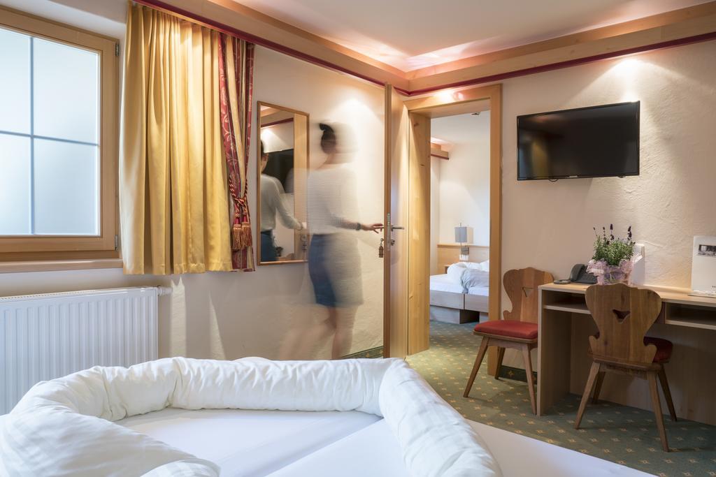 Hotel Mariasteinerhof Экстерьер фото