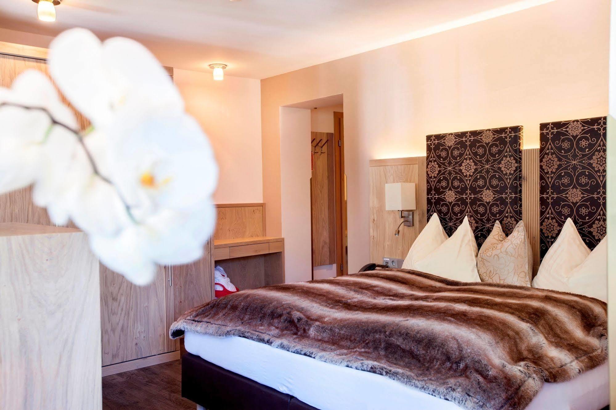 Hotel Mariasteinerhof Экстерьер фото